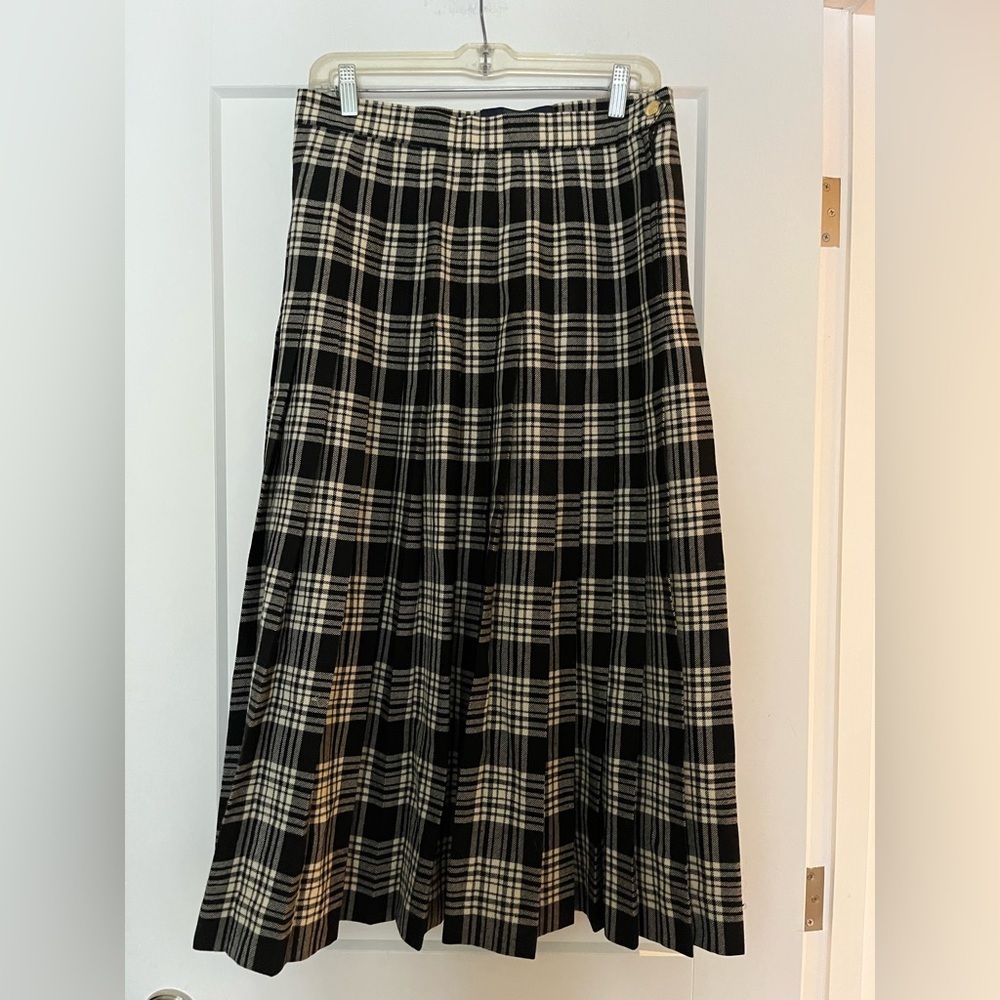 Vintage Pleated Black/White Check Plaid Wool Midi Canada Made Skirt